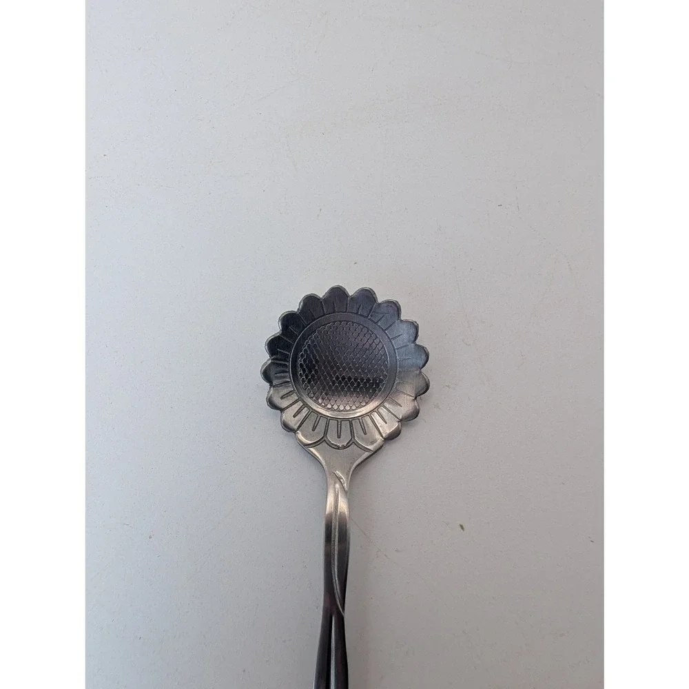 Vintage Silver Tone Sunflower Tea Spoon Twisted Handle Floral Scalloped Bowl